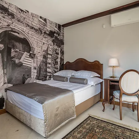 Splendida Palace 4* سبليت