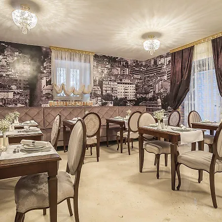 فندق مبيت وإفطار Splendida Palace 4*