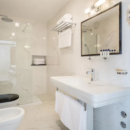Splendida Palace Bed & Breakfast 4*
