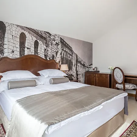 Splendida Palace Bed & Breakfast 4*